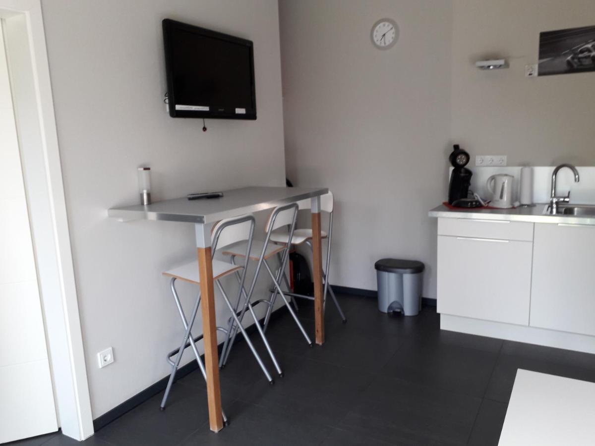Ring-Race-Flats Appartements アーデナウ エクステリア 写真